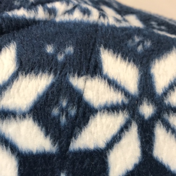 Hotel Spa Pajama Top - Picture 6 of 7